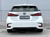 Фото 9 - Lexus CT