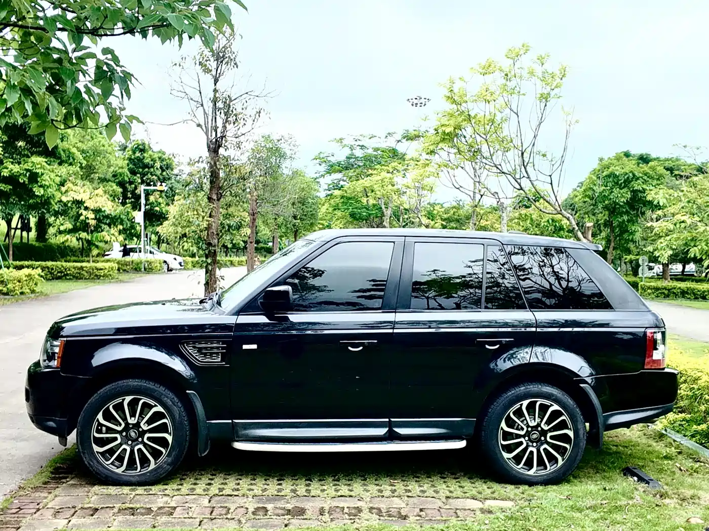Land Rover Range Rover Sport 2011 2011 5.0 NA V8 HSE