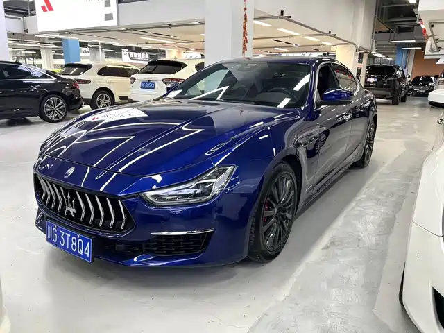 MASERATI GHIBLI