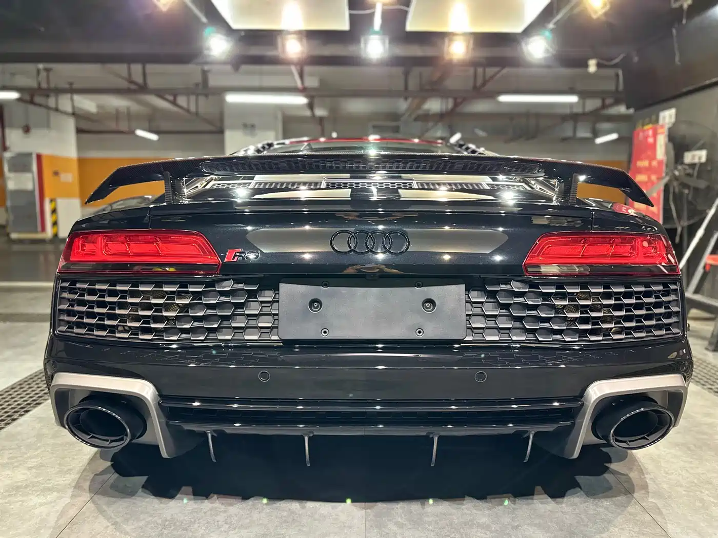 Audi R8 2022 V10 Coupe Performance фото 10