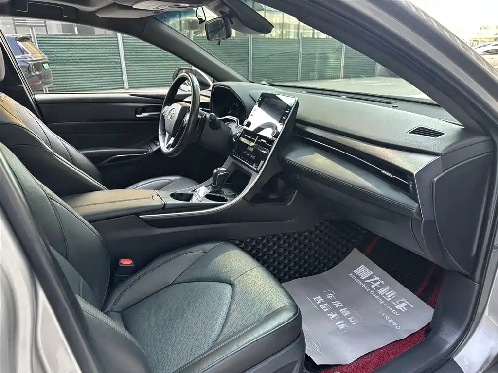 Toyota Avalon 2021 2.5L Luxury Edition фото 13