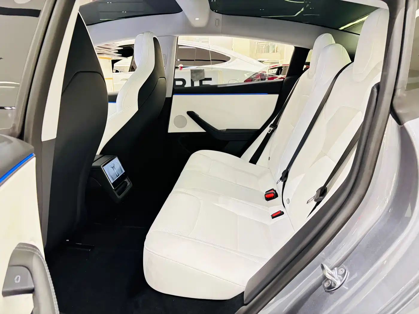 Tesla Model 3 2026 2025 Model Year Facelift Performance All-Wheel Drive