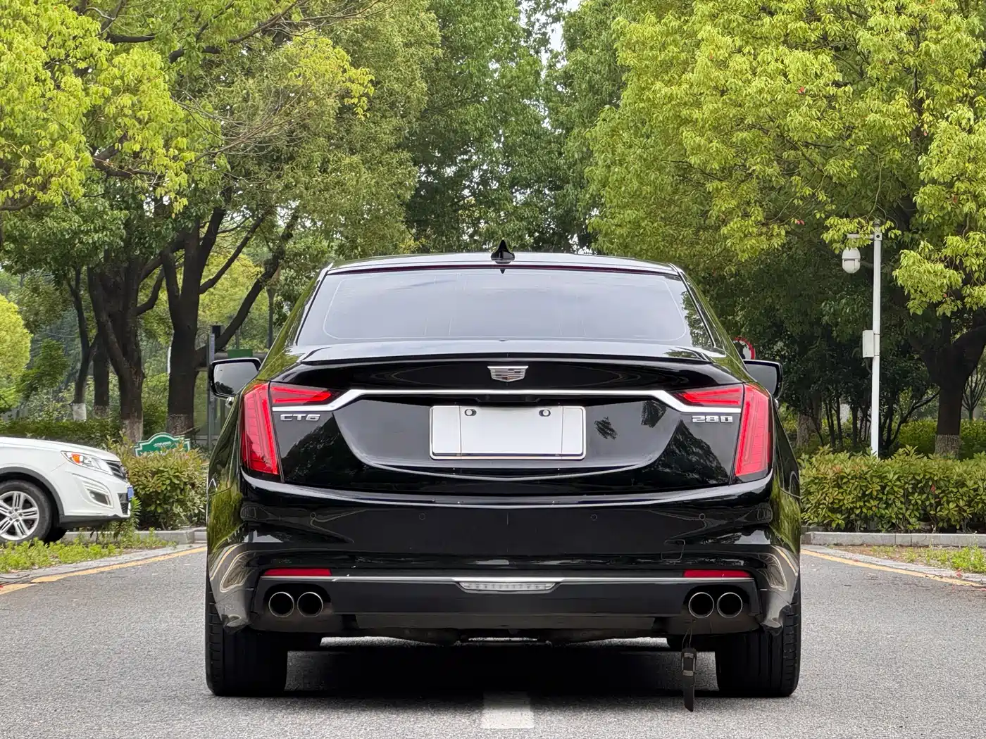 Cadillac CT6 2019 28T Leading Sport Model фото 18