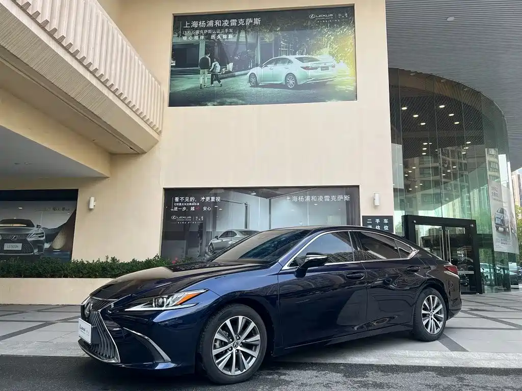 Lexus ES 2021 200 Excellence Edition