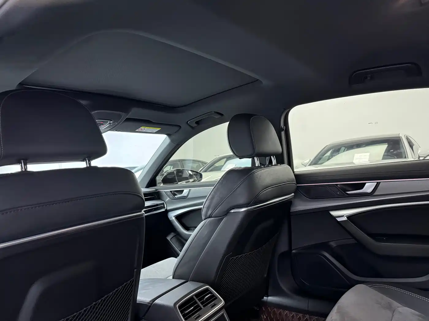 Audi A6L 2021 40 TFSI Luxury Sport фото 12