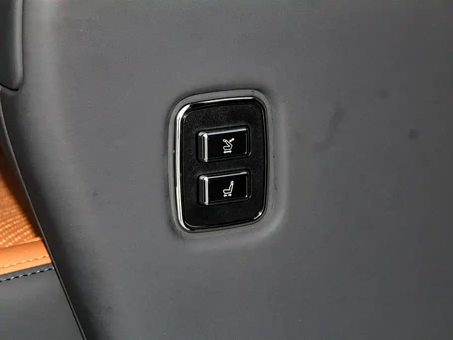 Toyota Sienna 2024 2.5L Hybrid Comfort Edition фото 23