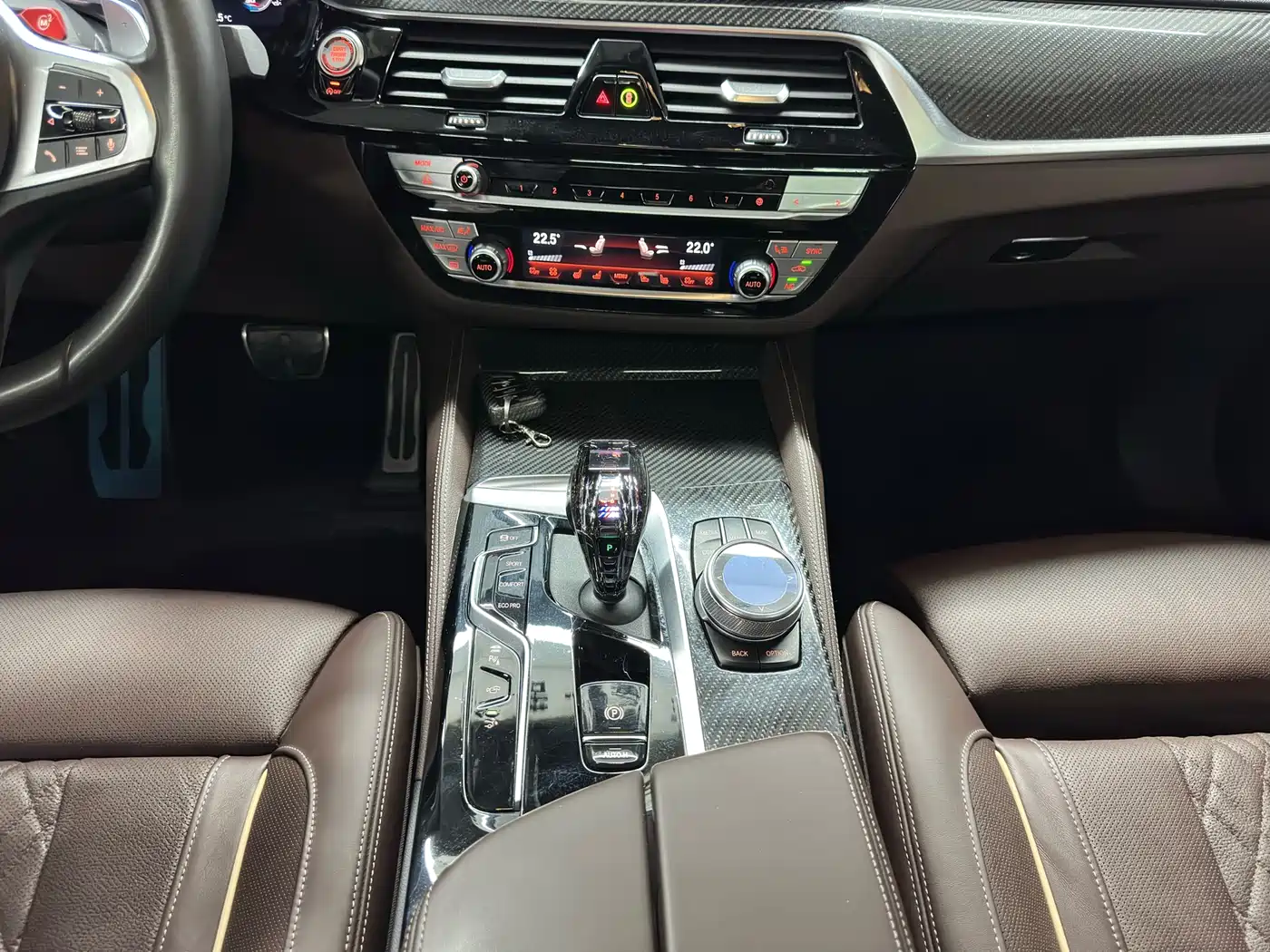 BMW 6 Series GT 2022 Model 630i M Sport Grand Tourer Edition фото 15