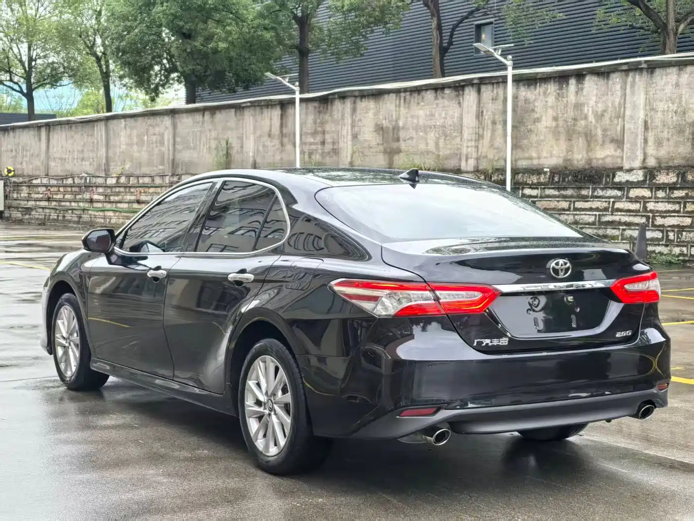 Toyota Camry 2021 2.0G Luxury Edition фото 12