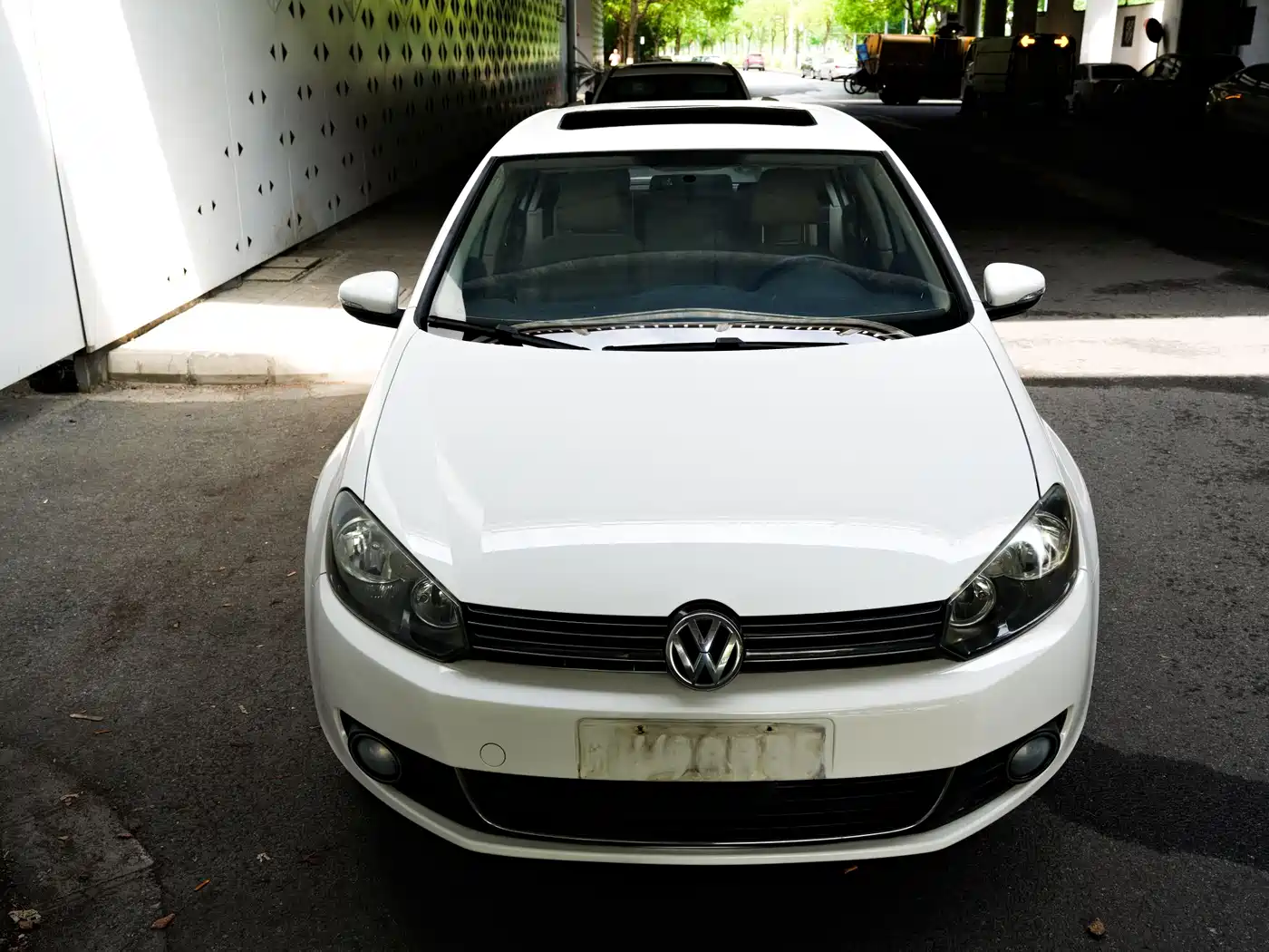 Volkswagen Golf 2011 Model 1.6 Automatic Comfort фото 12