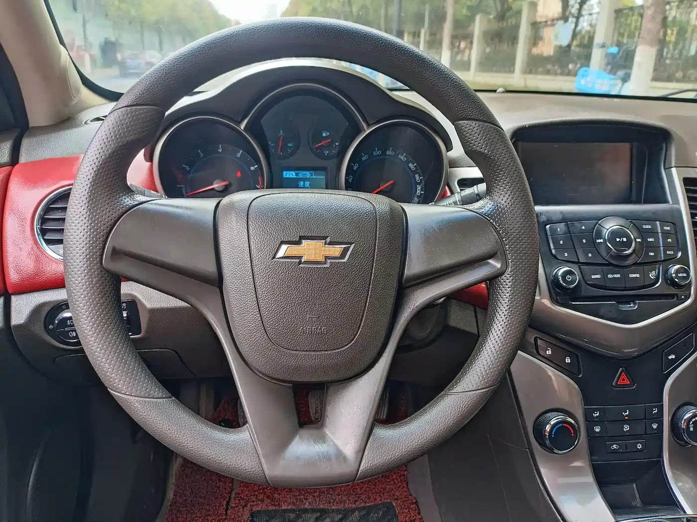 Chevrolet Cruze 2015 1.5L Classic SE MT фото 27