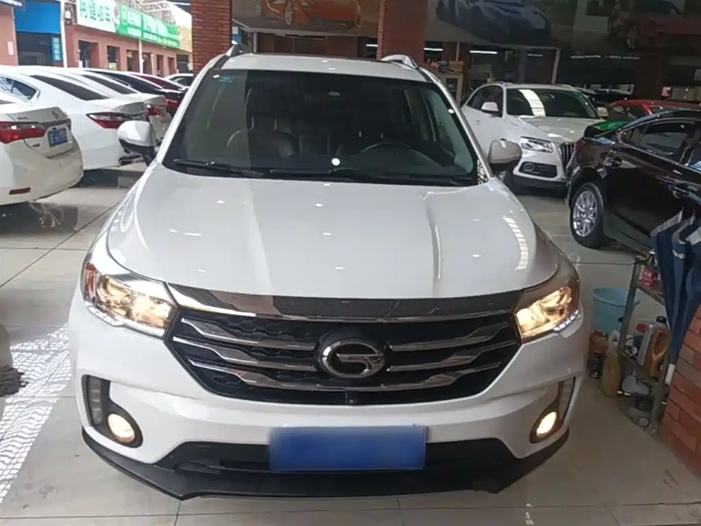 GAC Trumpchi Trumpchi GS4 2017 235T Automatic 2WD Luxury Smart Connected Edition фото 3