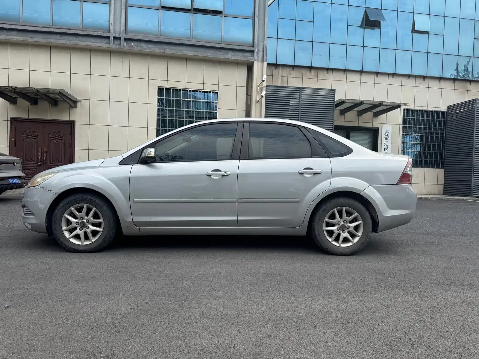 Фото 2 - Ford Focus