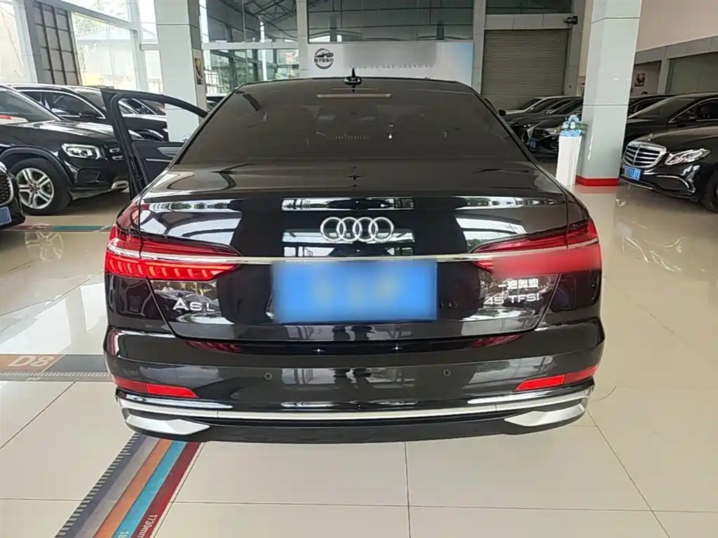 Audi A6L 2023 45 TFSI Premium Selection Dynamic фото 6