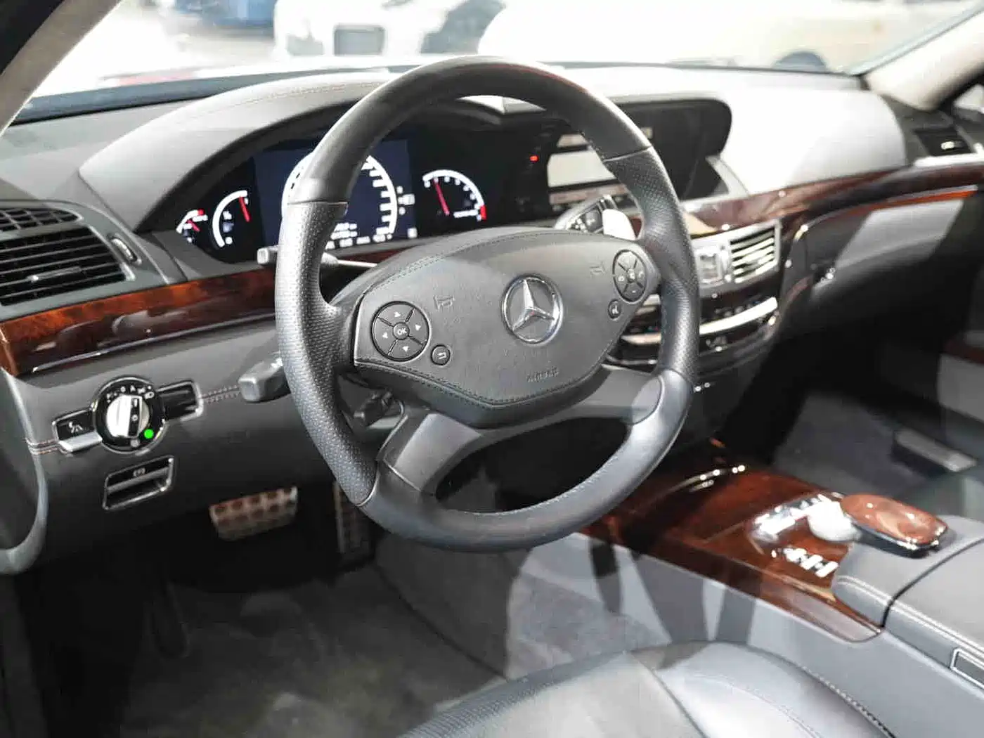 Mercedes-Benz S-Class AMG 2013 AMG S 65 L Grand Edition фото 9