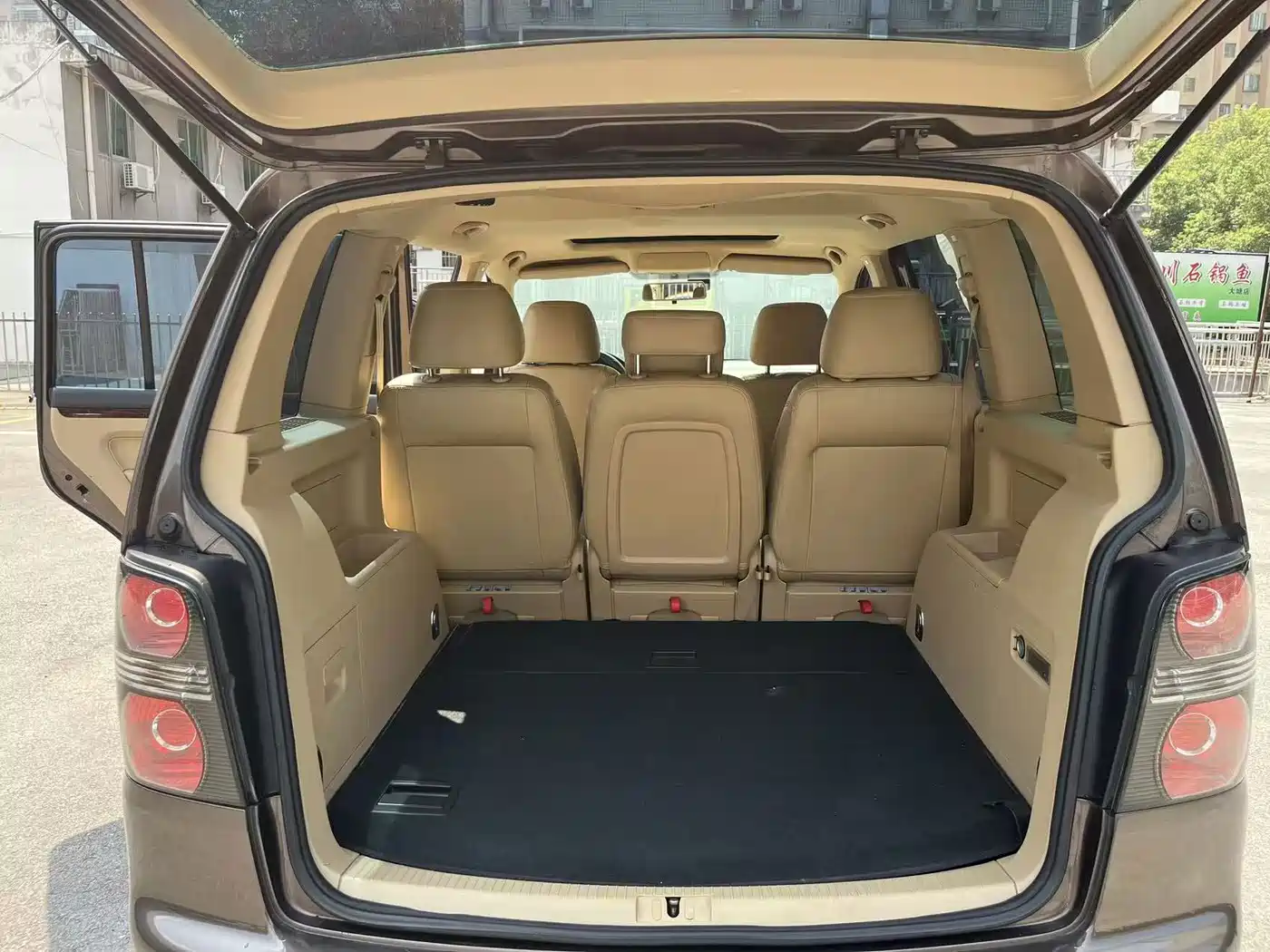 Фото 6 - Volkswagen Touran