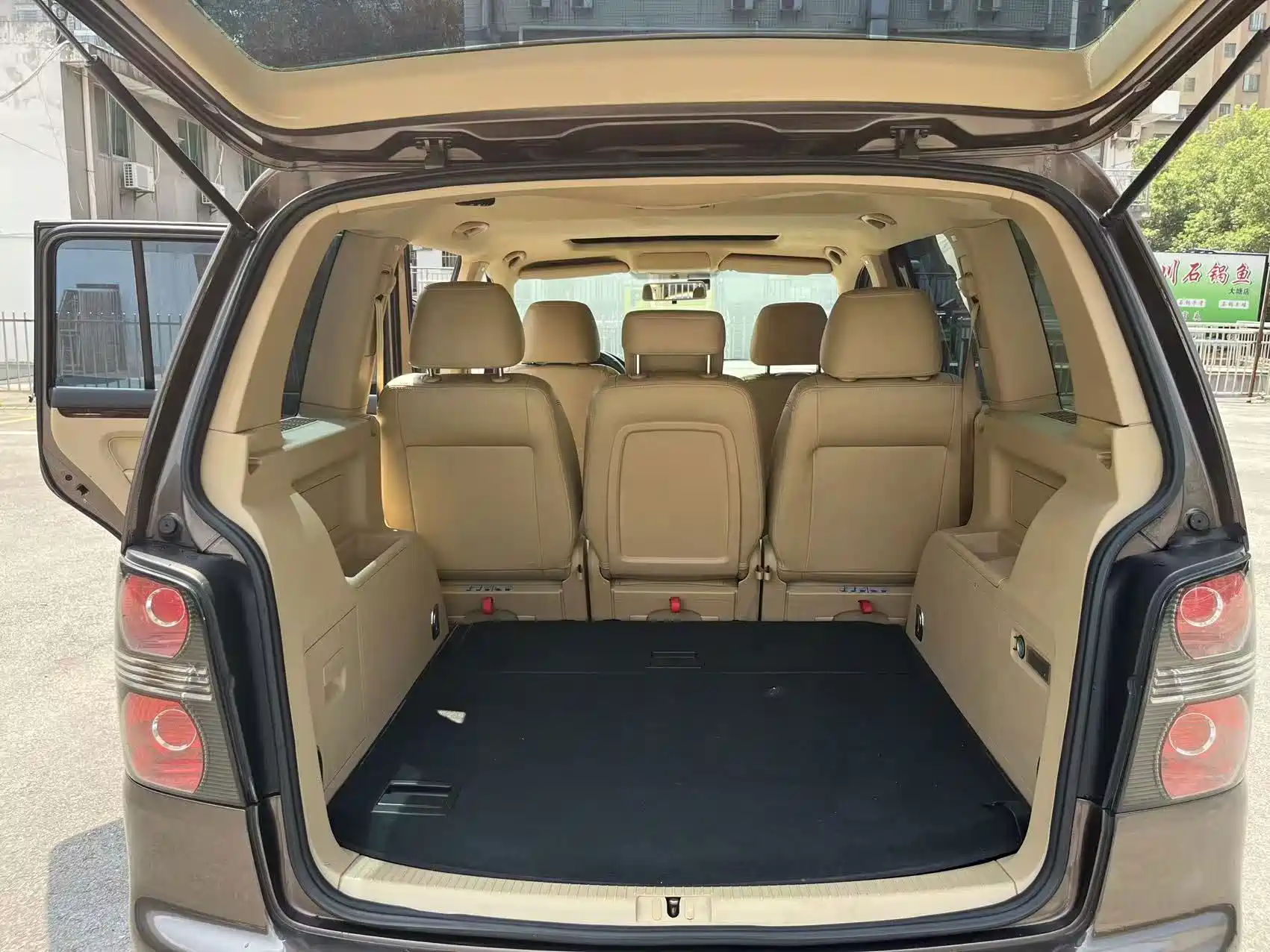 Фото 6 - Volkswagen Touran