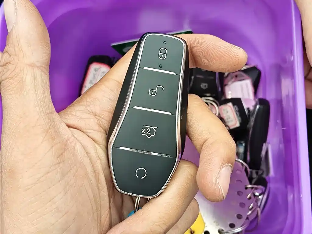 BYD Seal 06 New Energy 2024 DM-i 80KM Luxury фото 9