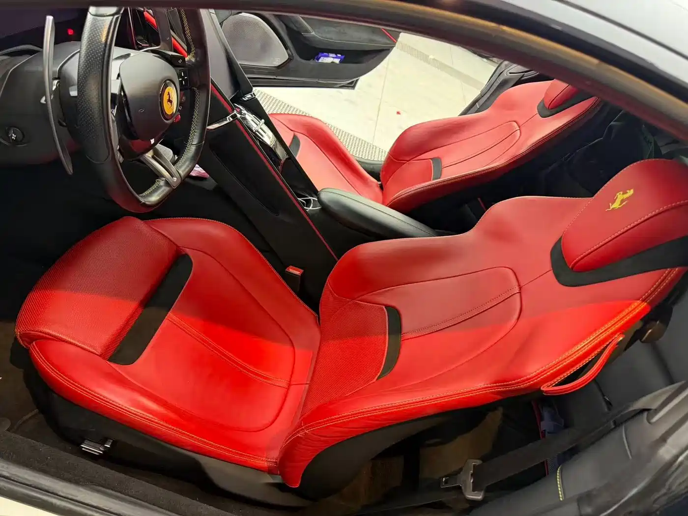 Ferrari Roma 2020 3.9T V8 фото 5