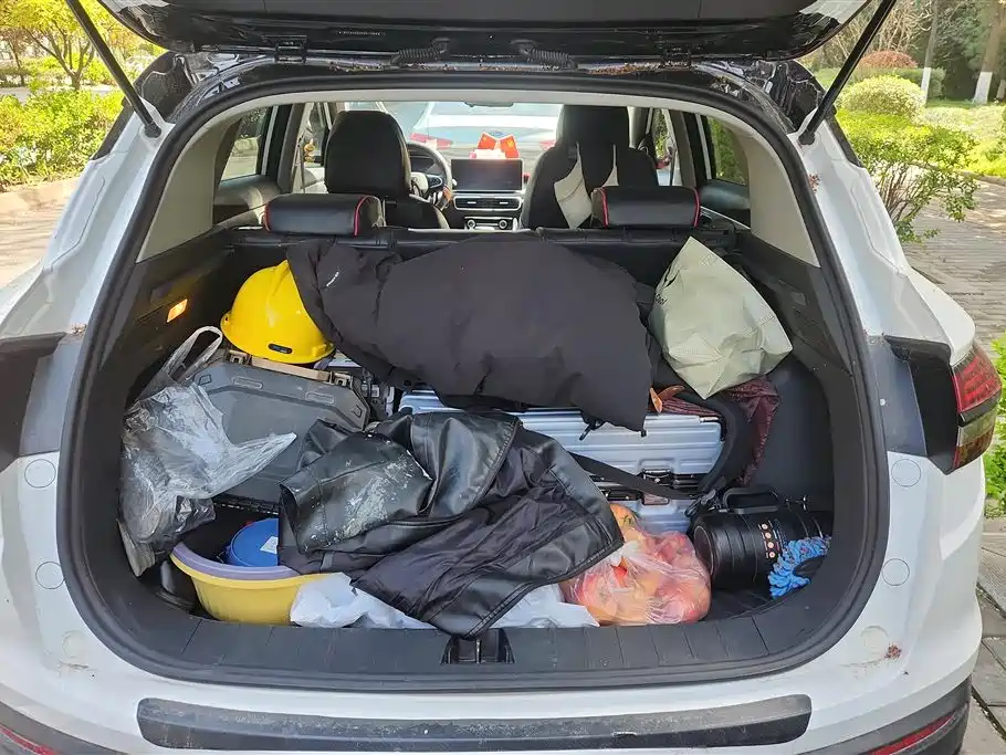 GEELY AUTOMOBILE BINYUE