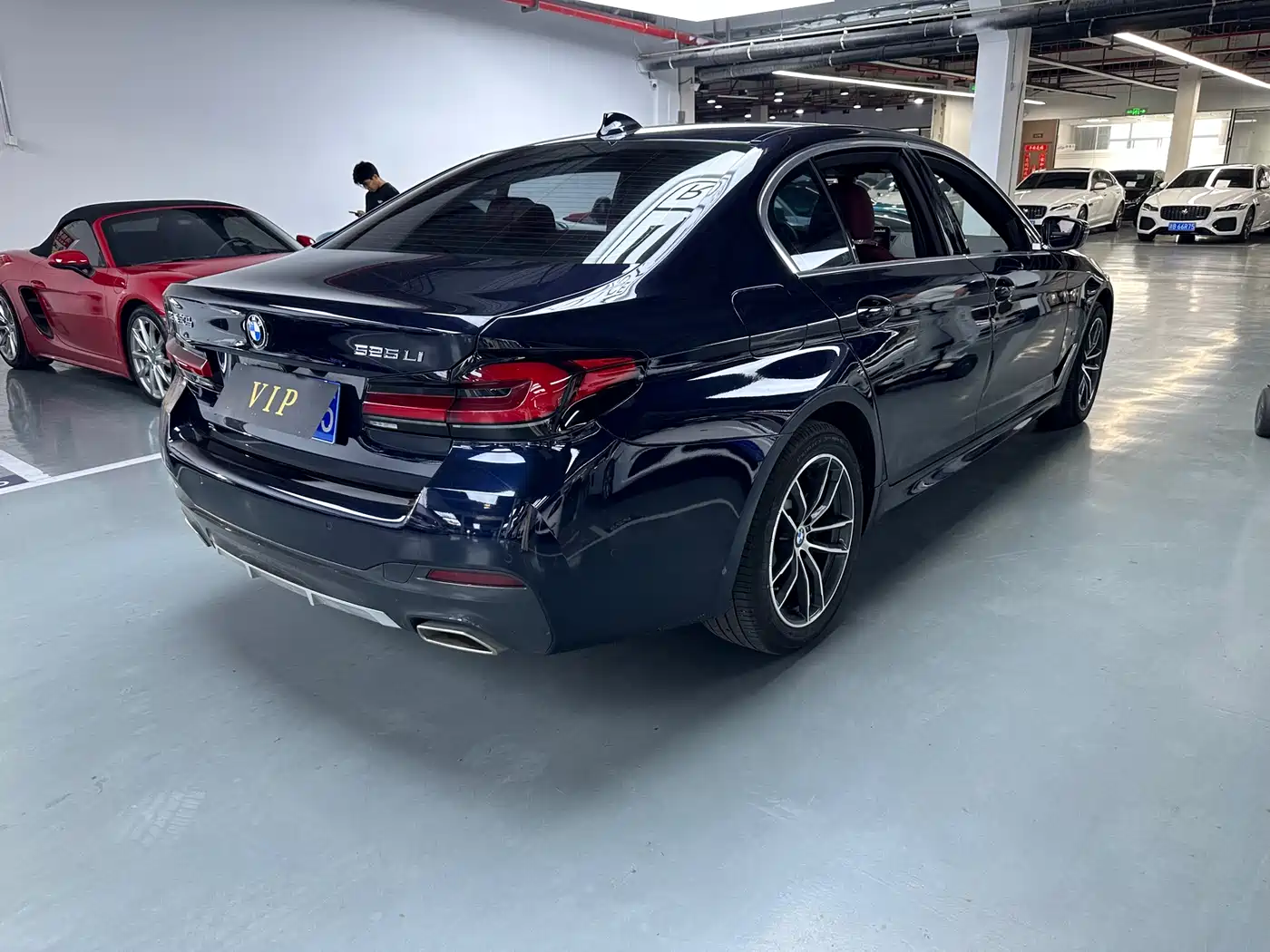 BMW 5 Series 2022 Model Second Facelift 525Li M Sport Package фото 14