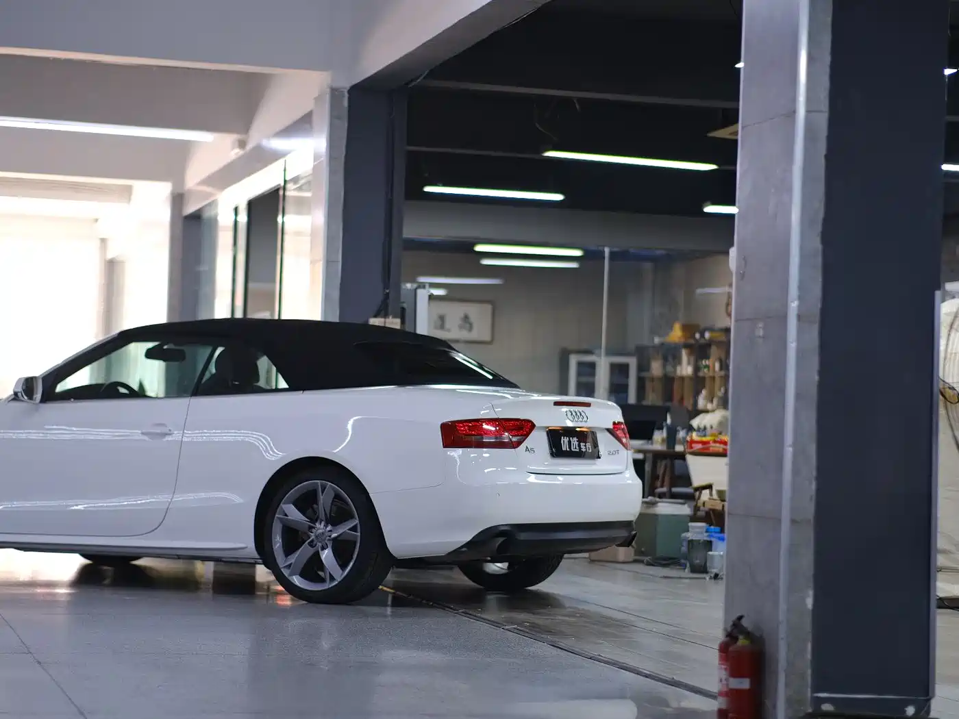 Audi A5 (Import) 2010 2.0TFSI Cabriolet фото 19
