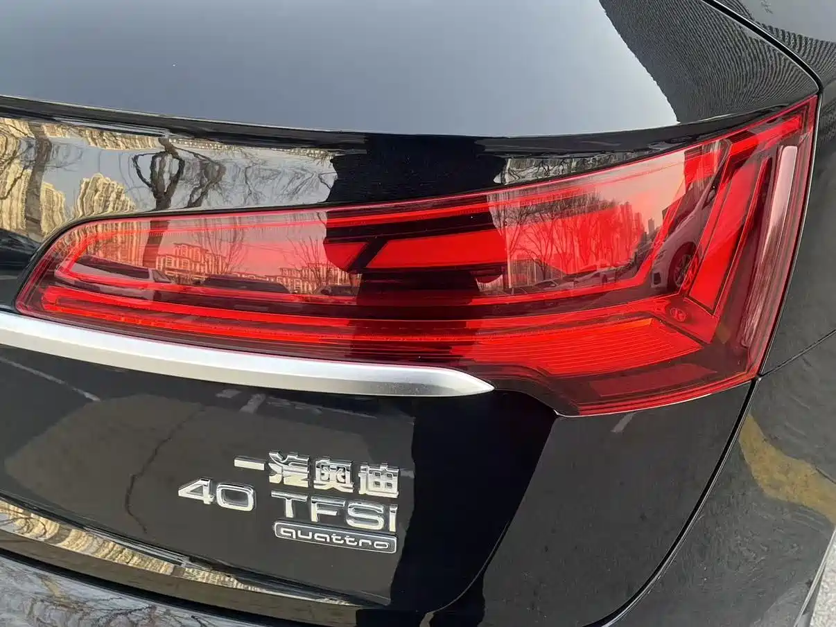 Audi Q5L 2022 40T Luxury Dynamic фото 18