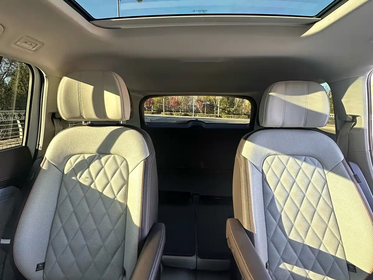 Volkswagen Talagon 2022 530TSI 4WD Flagship Victory Pro Edition 6-seater фото 10