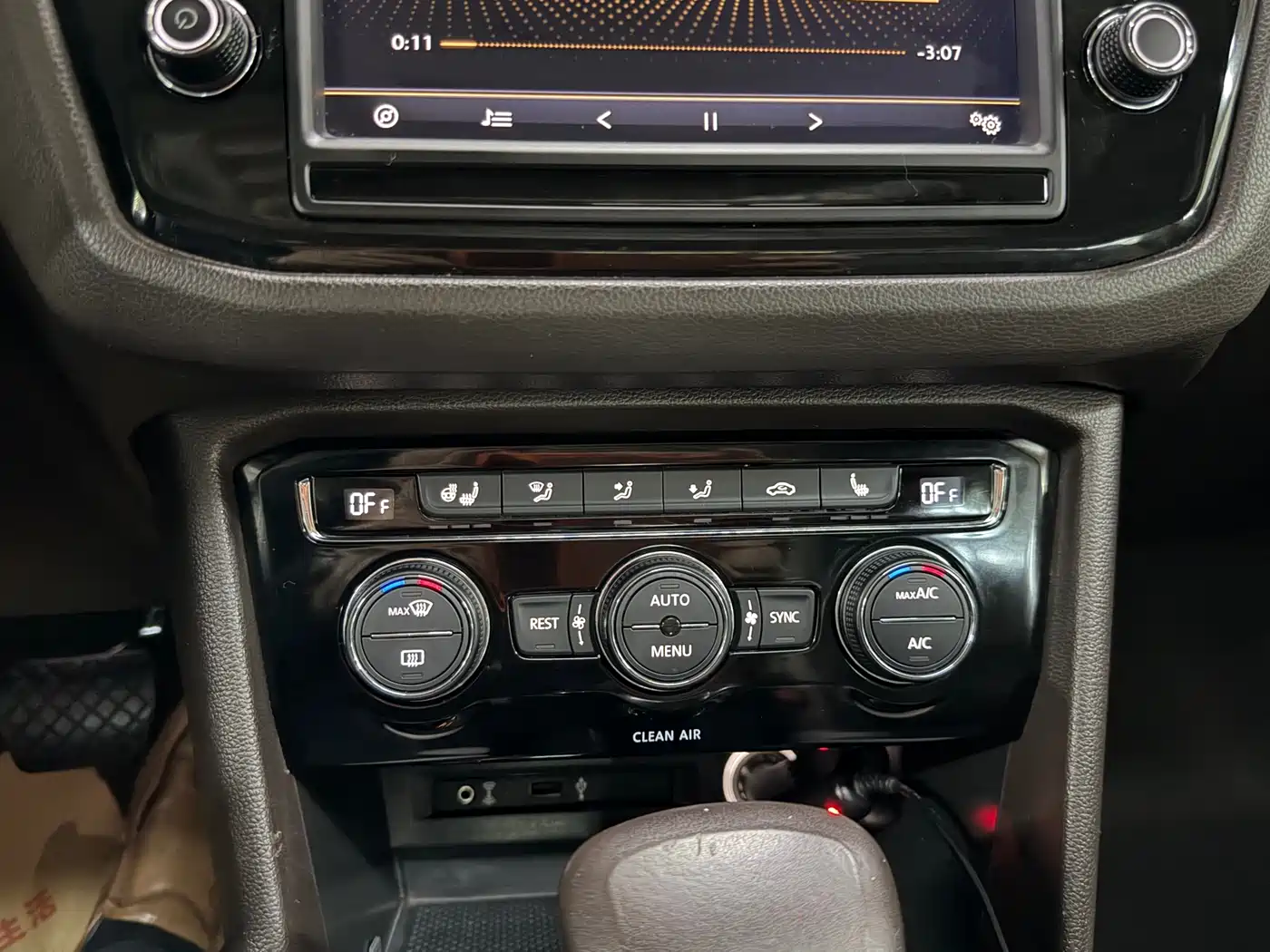 Volkswagen Tiguan L 2017 330TSI Automatic 2WD Luxury Edition фото 18