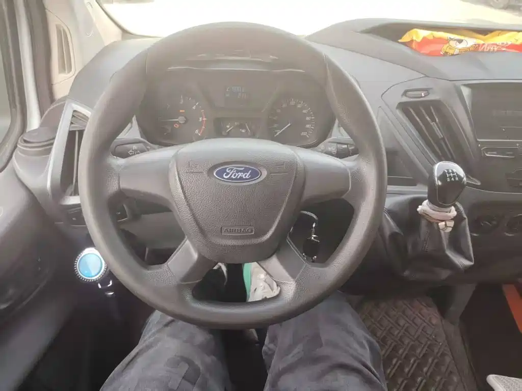 Photo 6 - Ford Transit