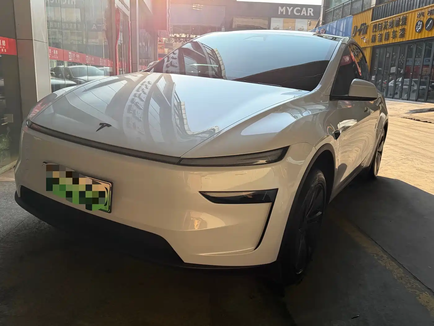 Tesla Model Y 2026