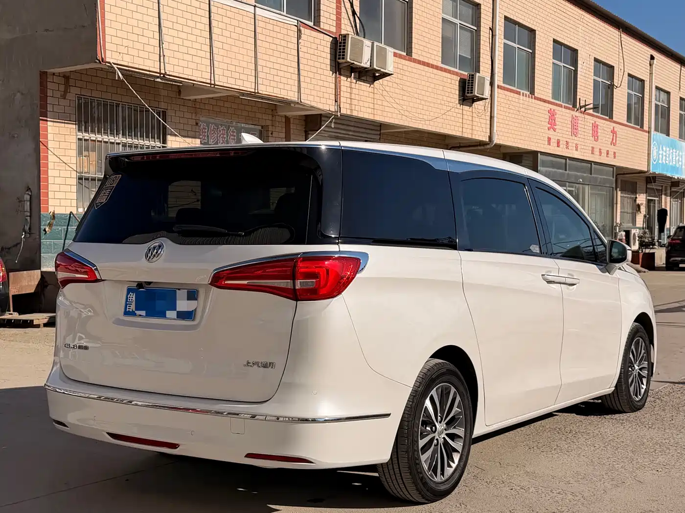 Buick GL8 2018 ES 28T Luxury Type China VI фото 6