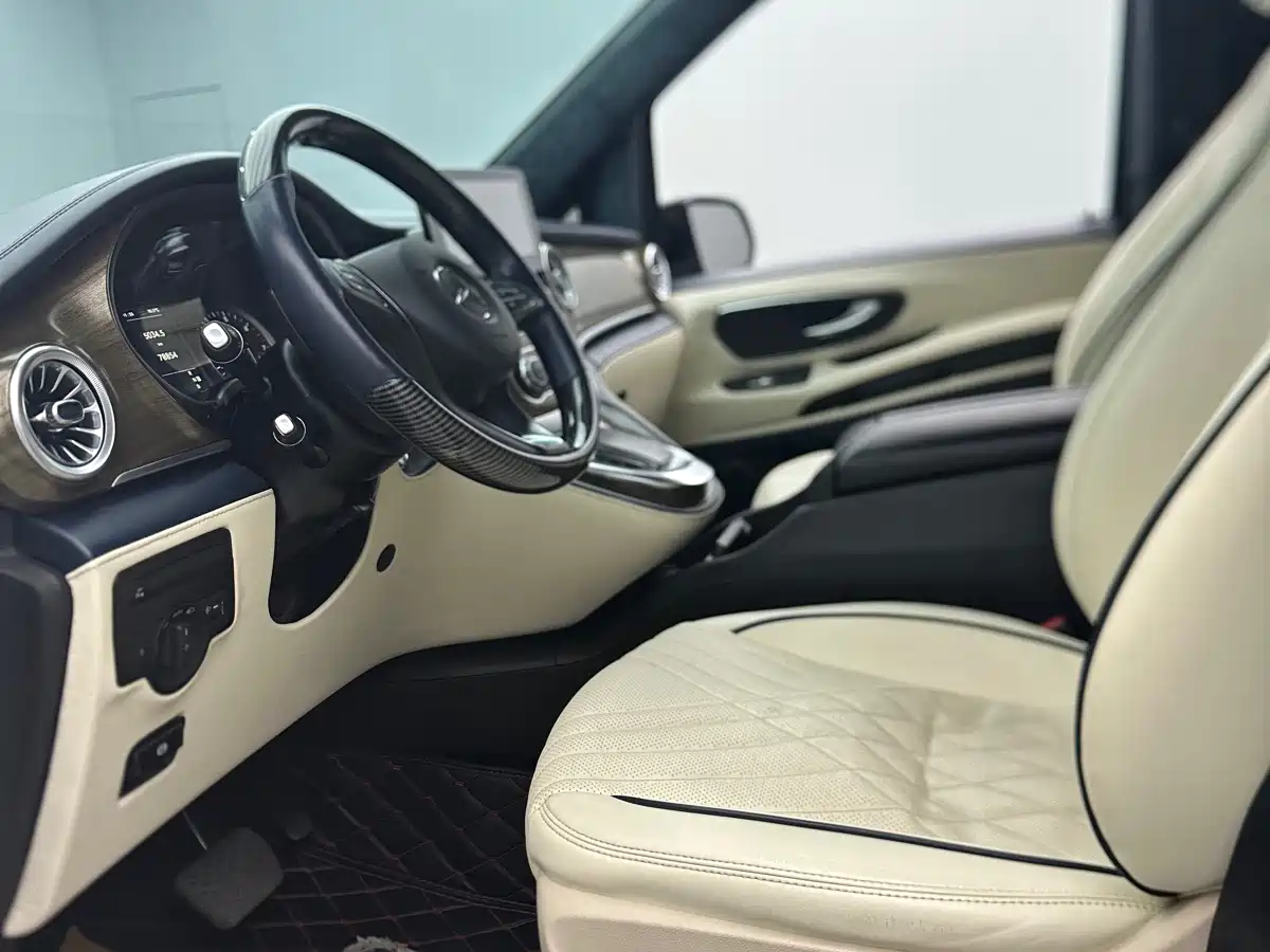 Mercedes-Benz Vito 2020 2.0T Business Edition (7-seater) фото 28