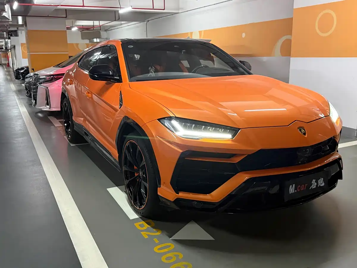 Lamborghini Urus 2023 2021 4.0T V8