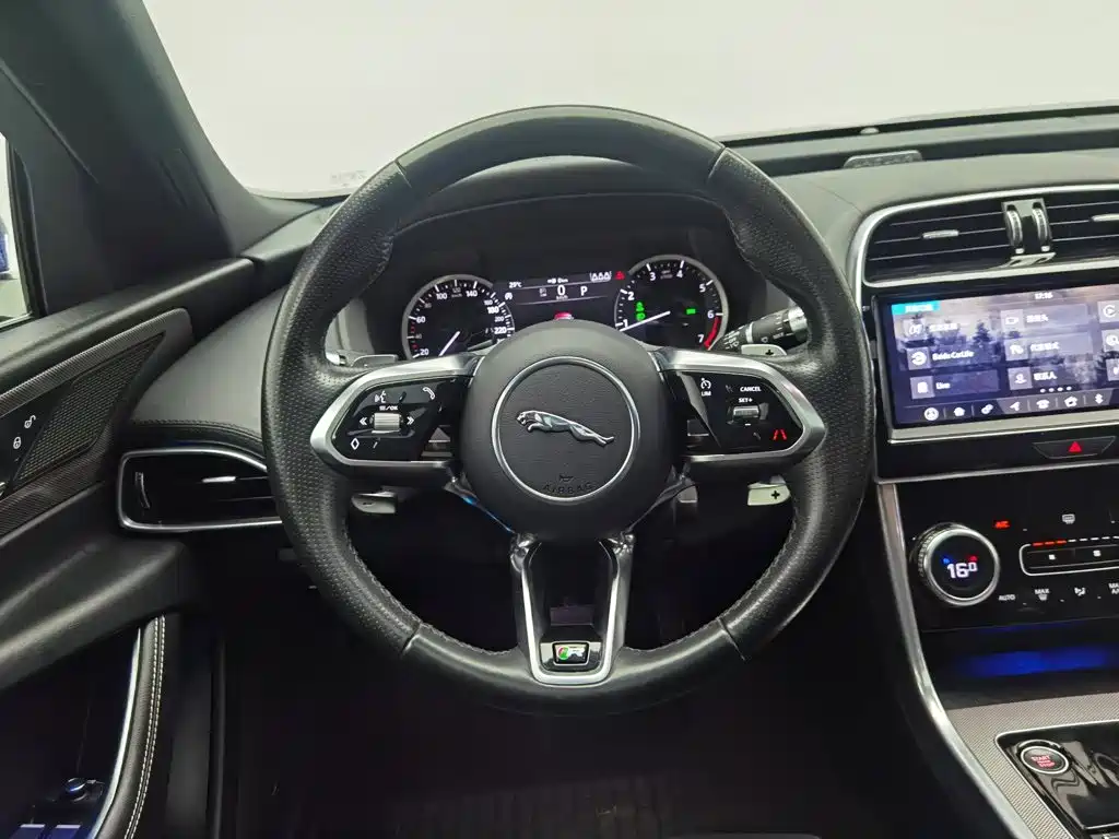 Jaguar XEL, миниатюра 11