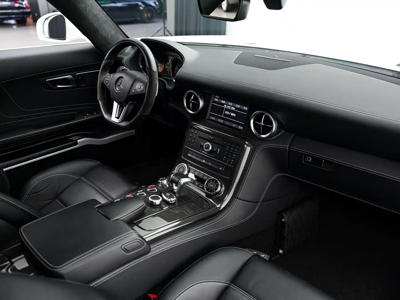 Mercedes-Benz SLS AMG 2012 2011 SLS AMG