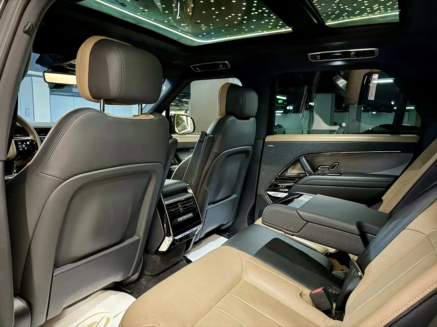 Land Rover Range Rover Sport 2023 400PS Dynamic SE фото 12