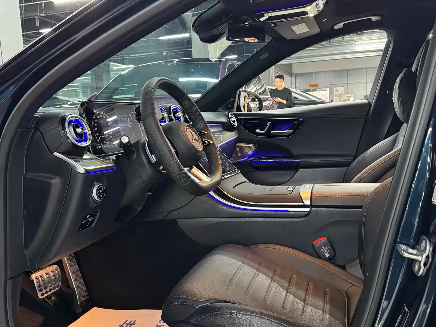Mercedes-Benz C-Class 2025 C 260 L Night Sport Edition фото 7