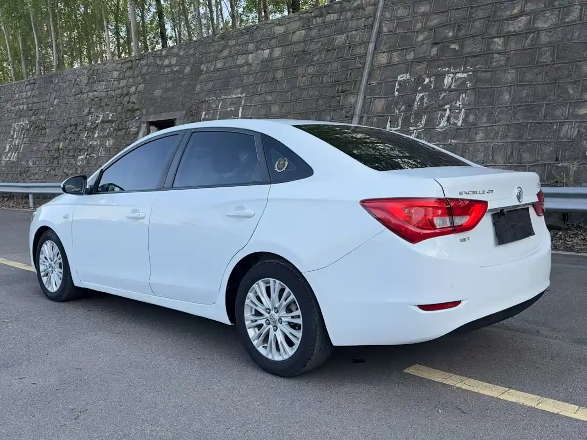 Buick Excelle 2015 18T Dual-Clutch Luxury фото 7
