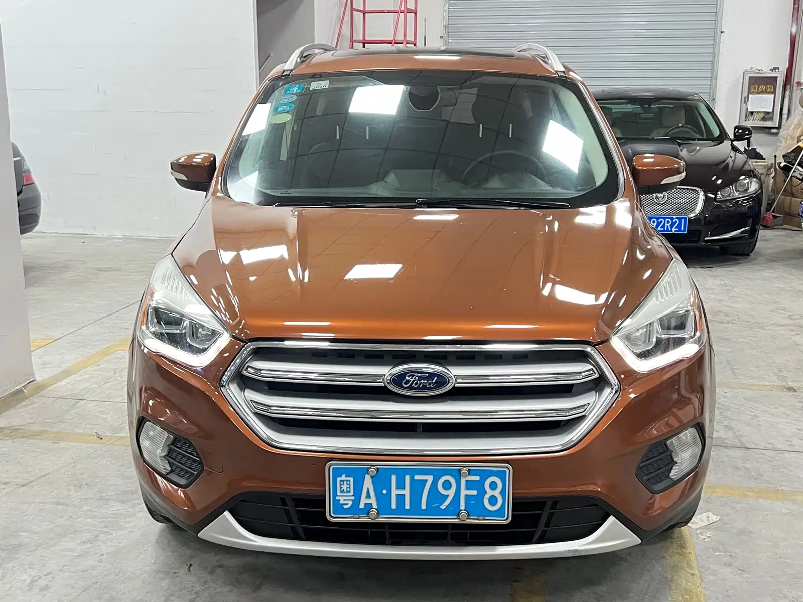 Фото 2 - Ford Kuga