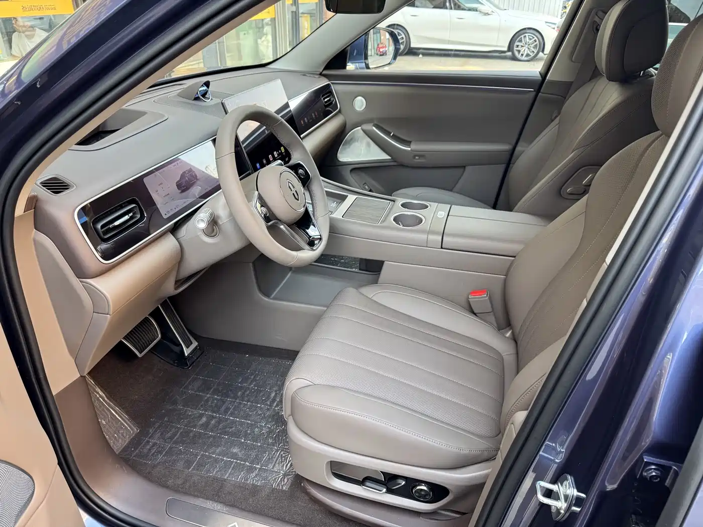 AITO Wenjie AITO M7 2026 2026 Extended Range Max AWD 5-seater