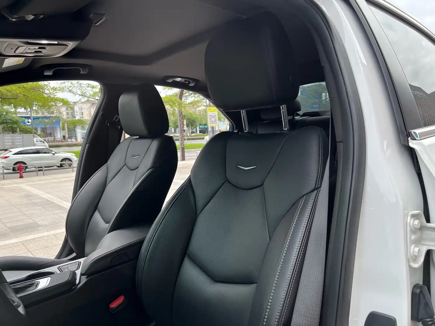 CADILLAC CT4
