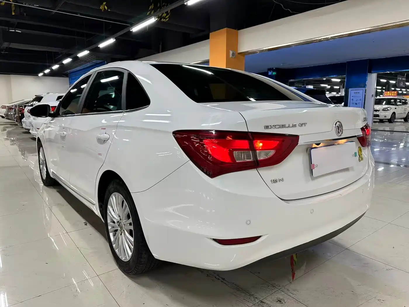 Buick Excelle 2017 15N Automatic Elite фото 8