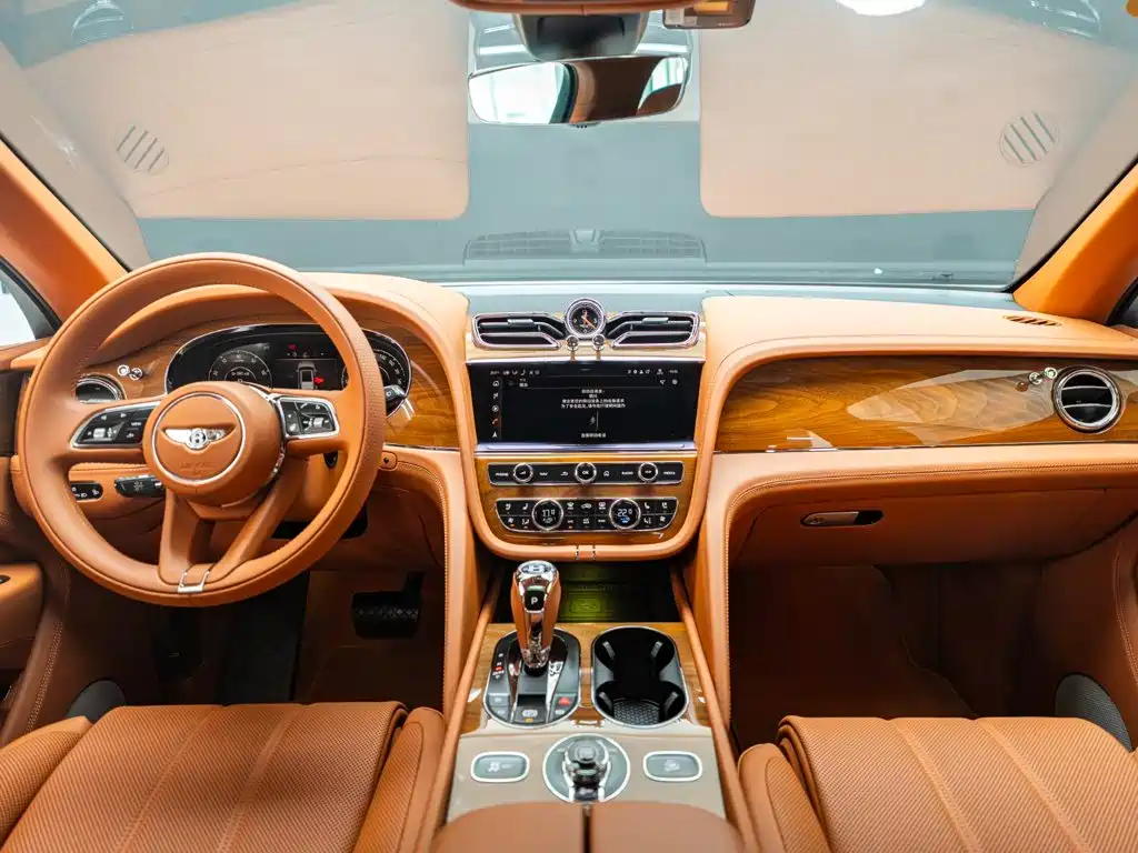 Bentley Bentayga 2025 2024 4.0T V8 Long Wheelbase
