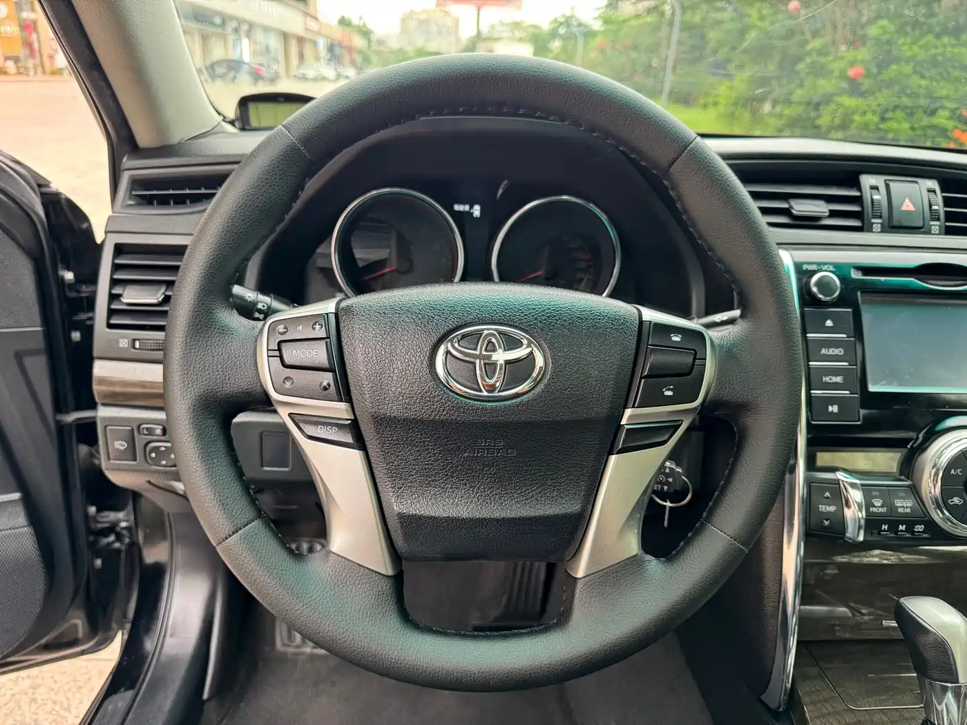 Toyota Reiz 2013 2.5V Premium Edition фото 15