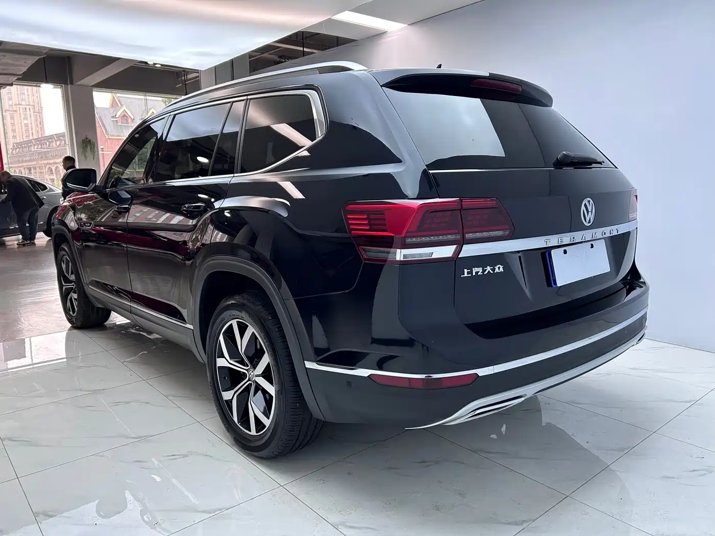 Volkswagen Teramont 2020 380TSI 4WD Luxury Edition China VI фото 5