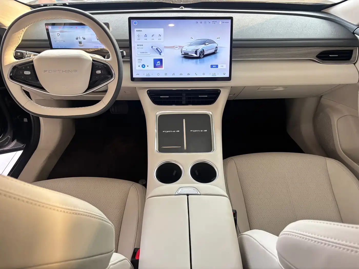 Dongfeng Fengxing Stellar S7 2024 2024 555 Luxury Edition