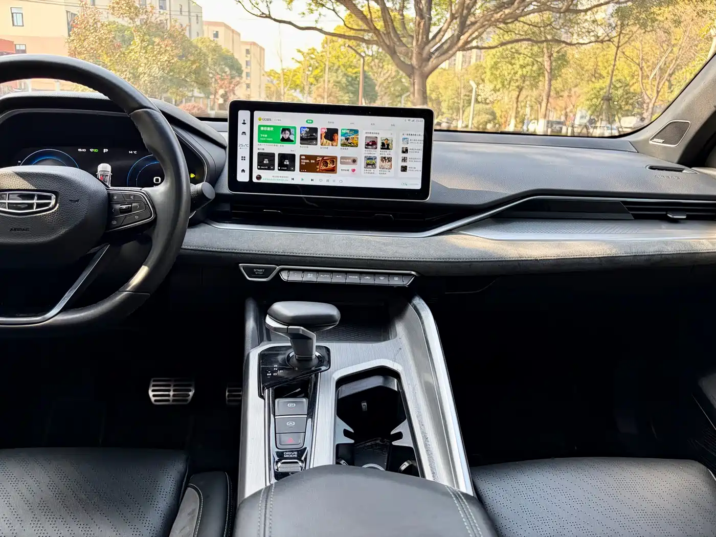 GEELY AUTOMOBILE XINGRUI