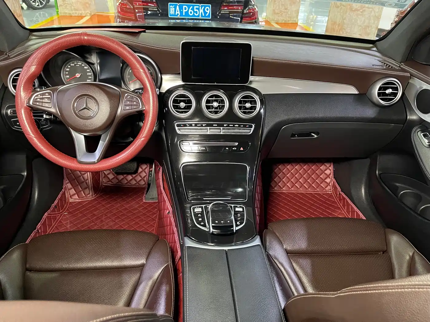 Mercedes-Benz GLC 2018 GLC 200 4MATIC фото 12