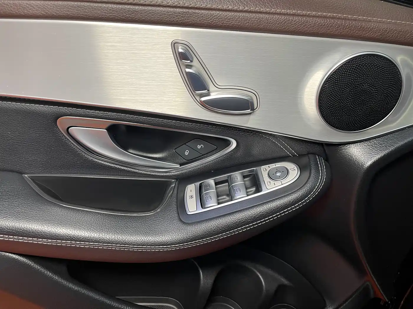 Mercedes-Benz GLC 2018 GLC 200 4MATIC фото 8