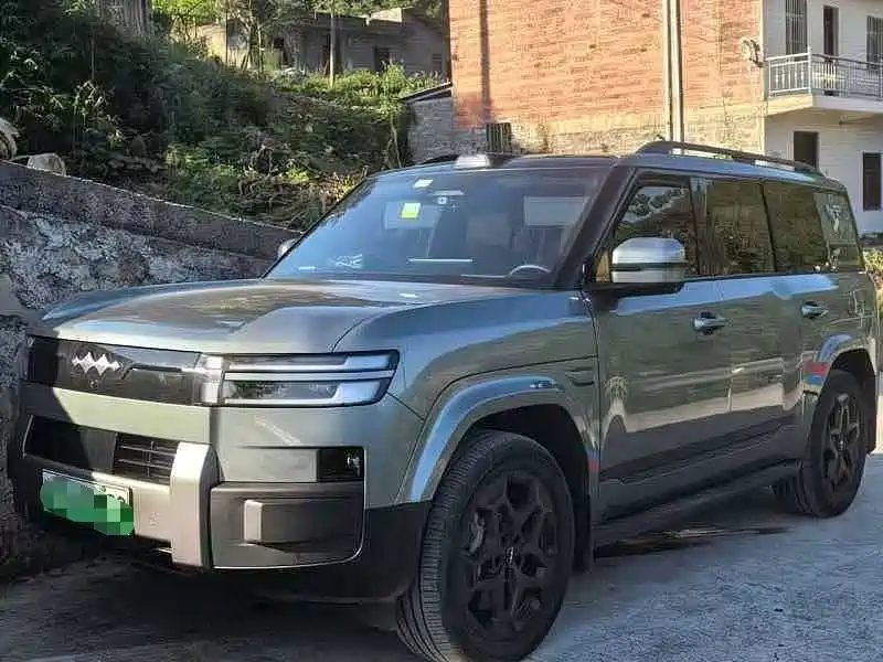 Fang Cheng Bao Titanium 7 2026 2025 AWD Base Model
